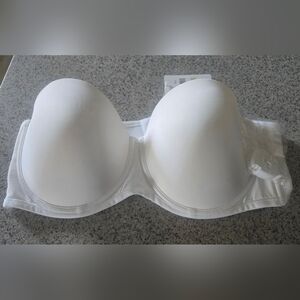 Meleneca Bra Size 42C White With Removable Straps NWT